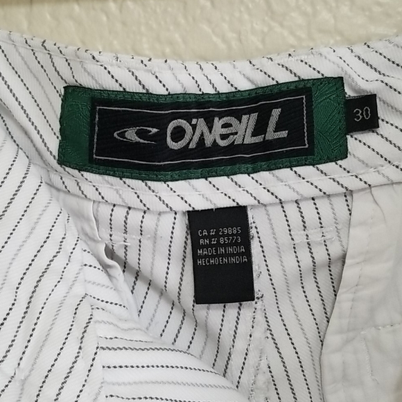 O'Neill Striped Shorts - Picture 5 of 10
